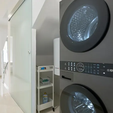 La Quinta Fratela Apartament *